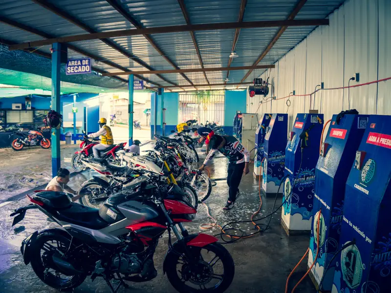Estaciones de autoservicio SolWash integradas con KORA
